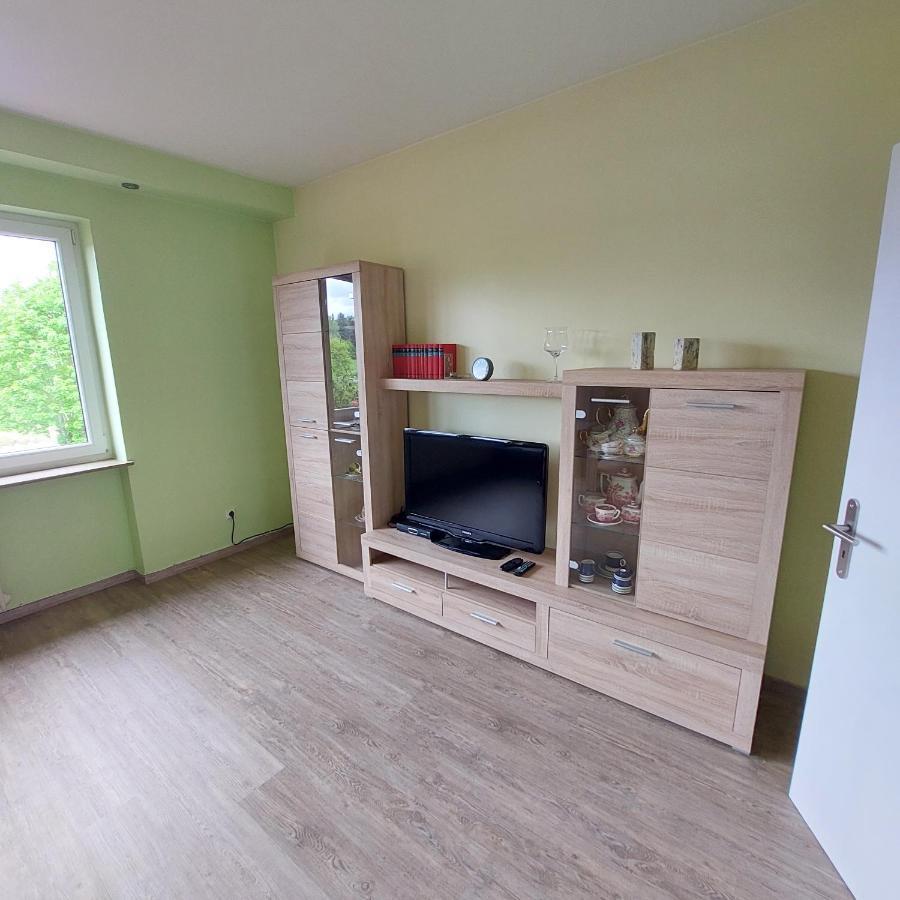 Wolfi Apartamento Sankt Wendel Exterior foto